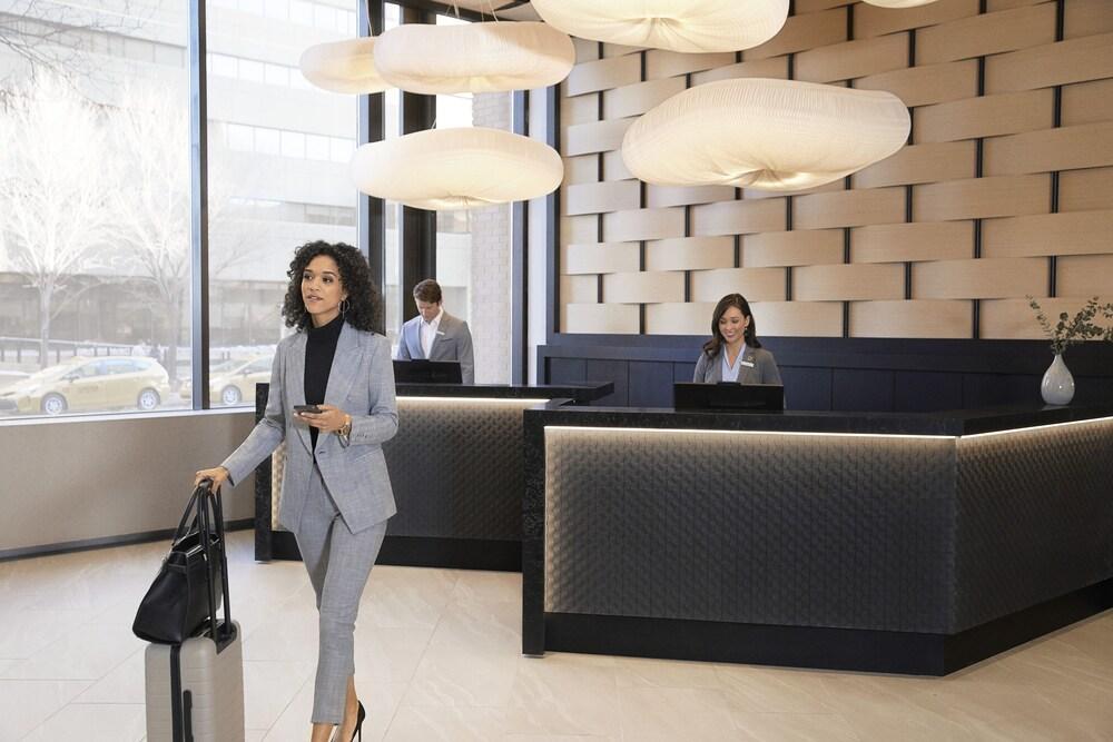 Delta Hotels By Marriott Chicago ウィローブルック エクステリア 写真