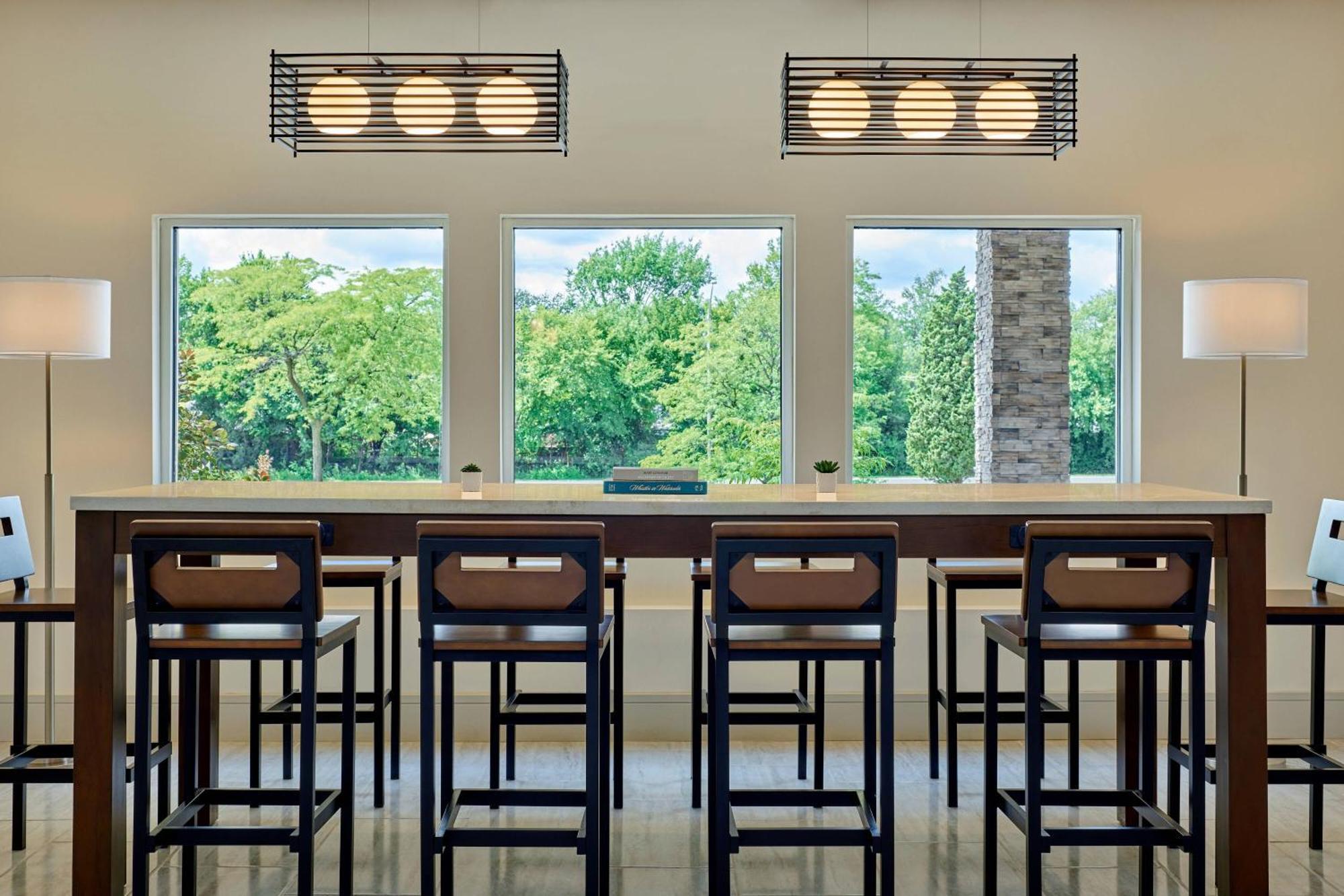 Delta Hotels By Marriott Chicago ウィローブルック エクステリア 写真