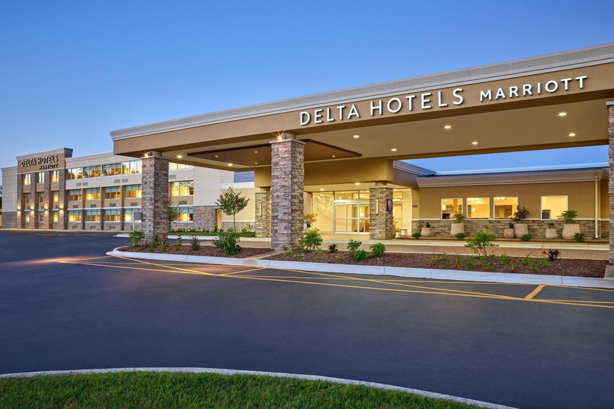 Delta Hotels By Marriott Chicago ウィローブルック エクステリア 写真