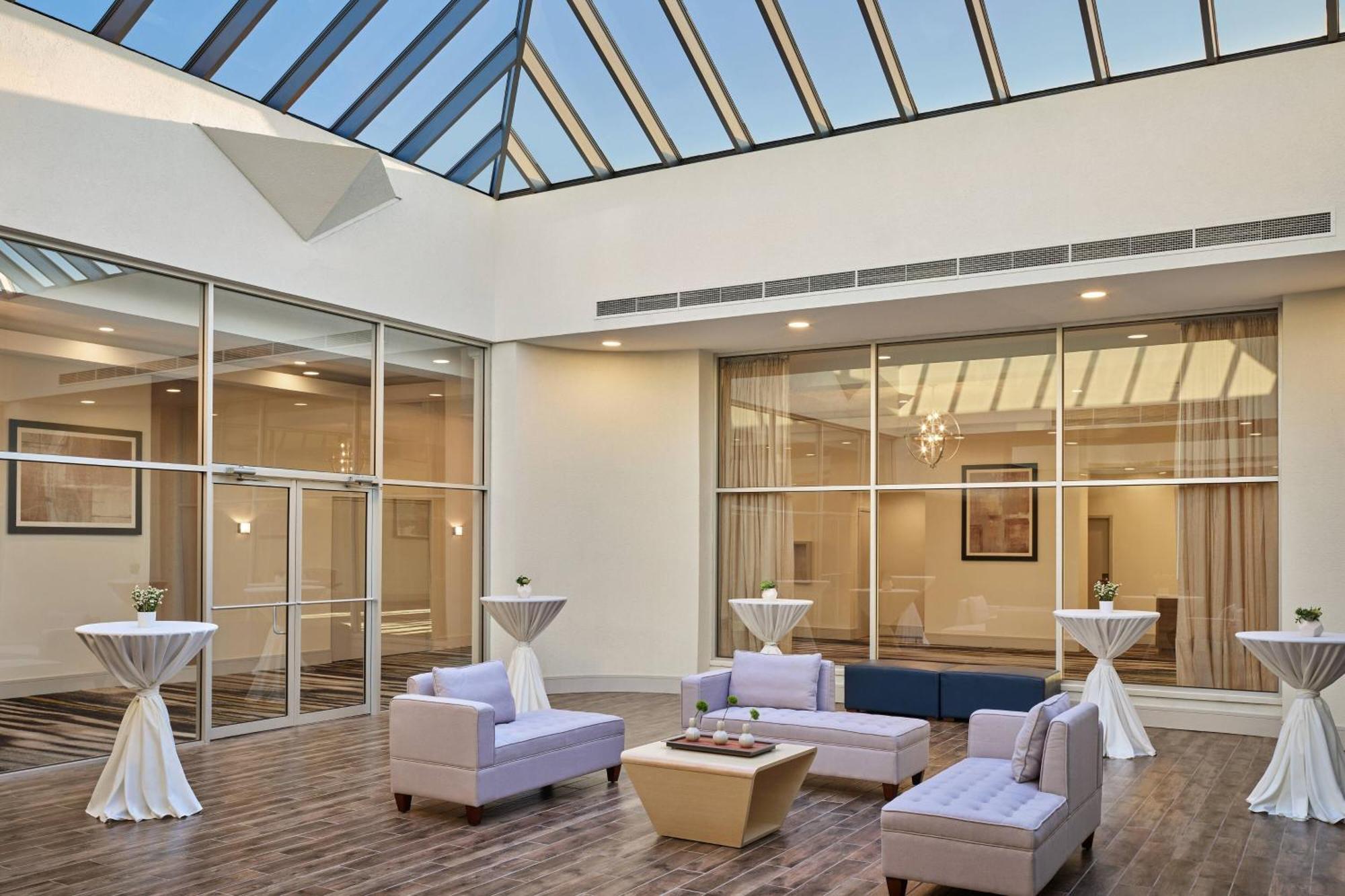 Delta Hotels By Marriott Chicago ウィローブルック エクステリア 写真