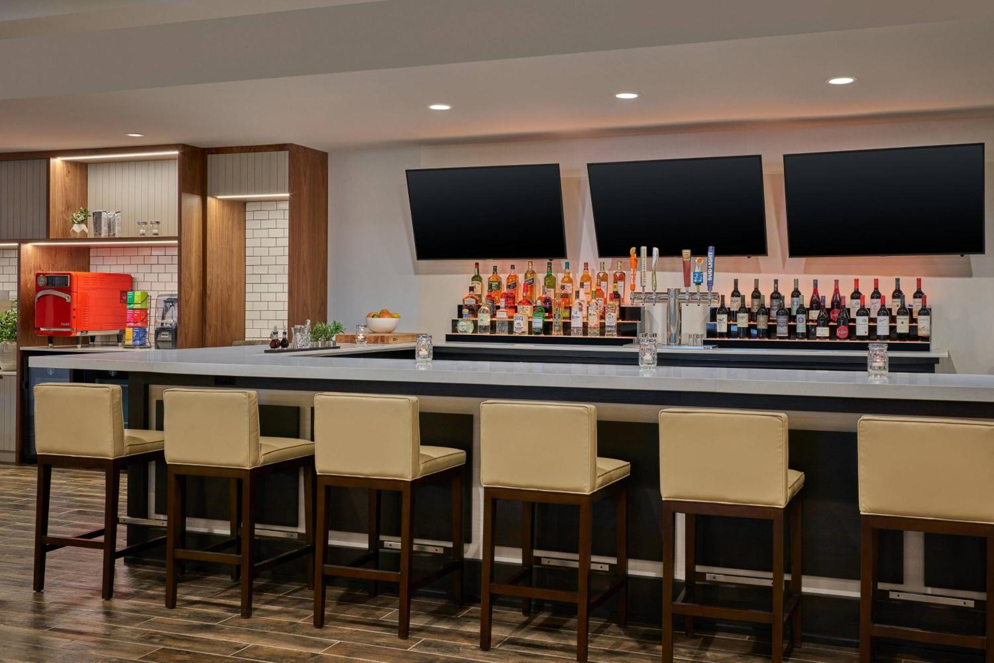 Delta Hotels By Marriott Chicago ウィローブルック エクステリア 写真